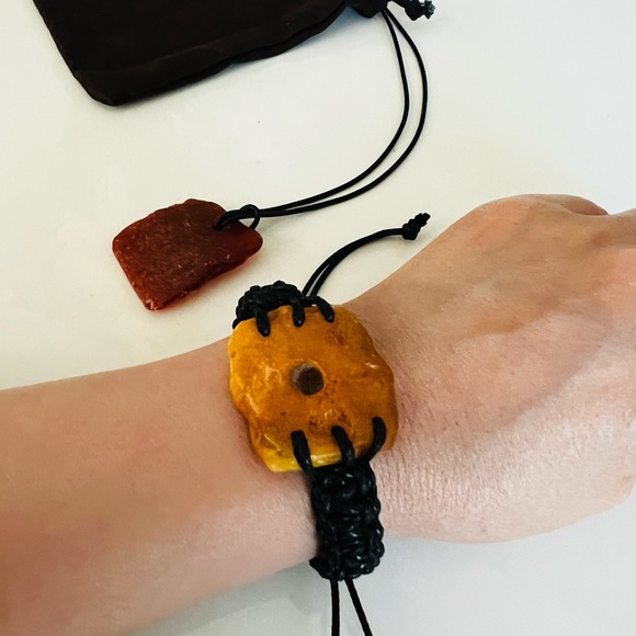 A precious, healing Bracelet X made of Baltic amber - Picture 10 of 12